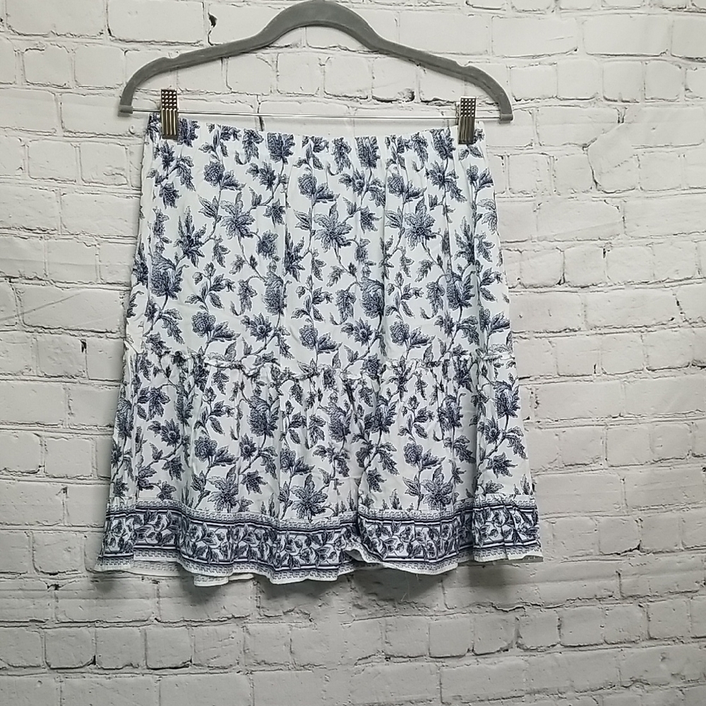 Max Studio Skirt Medium Above Knee EUC